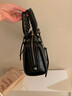 南風(fēng)Chio2nd柏林晚宴枕頭包包女款2025新款手提包通勤女士單肩斜挎包 經(jīng)典黑 曬單實(shí)拍圖