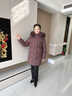 鴨鴨（YAYA）正品媽媽鵝絨服中長(cháng)款2025新款中老年女裝冬季大毛領(lǐng)羽絨外套 紫李色 L (建議90-105斤) 曬單實(shí)拍圖