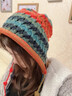 OEMG日系時(shí)尚百搭護耳毛線(xiàn)帽女彩色球球流蘇手工針織帽秋冬彩虹保暖帽 藍紅色 曬單實(shí)拍圖