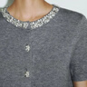 UR春季新款女裝格雷系氣質(zhì)釘珠裝飾短袖針織衫UWG950106 中灰 S 曬單實(shí)拍圖