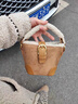 斐月伽 包包女士斜挎包女水桶包秋冬羊羔毛單肩斜挎手提復古迷你水桶包 卡其色 曬單實(shí)拍圖