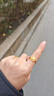 六福珠寶福滿(mǎn)傳家足金敦麗金煌唐彩寶相鎏彩工藝珍珠黃金戒指計價(jià)026866RA 5.01克(含工費746元) 曬單實(shí)拍圖