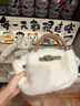 伊梵絡(luò )（EAVALURE）毛絨絨手提包包女2025新款秋冬質(zhì)感通勤單肩包洋氣毛毛斜挎小拎包 白色+掛件 曬單實(shí)拍圖
