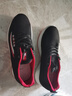 啄木鳥(niǎo)跑步鞋男2025春秋季潮流百搭防滑軟底耐磨運動(dòng)鞋舒適休閑健步鞋男 男單鞋黑紅 （單鞋） 42 標準碼 曬單實(shí)拍圖