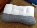 颯望德國反牽引頸椎枕頭護頸椎深度睡眠專(zhuān)用枕芯男士女士助眠按摩枕頭 反牽引護頸枕-羽絲絨 【按摩熱敷充氣款】送枕套 單只 抗菌抑螨丨柔軟釋壓 曬單實(shí)拍圖