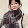妙奕嘉新年禮物生日圍巾女士秋冬季2025新款圍脖女生長(cháng)款藍色高級感冬天 韓系氣質(zhì)藍咖格子圍巾 曬單實(shí)拍圖