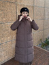 波司登（BOSIDENG）25新款90鵝絨羽絨服商場(chǎng)熱賣(mài)同款女長(cháng)款連帽保暖外套B250244174 燕麥暖咖|7E83 M 165/88A 體重約110-120斤 曬單實(shí)拍圖
