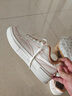 鴻星爾克板鞋女透氣女鞋時(shí)尚小白鞋簡(jiǎn)約厚底輕質(zhì)運動(dòng)休閑鞋情侶款 曬單實(shí)拍圖