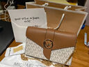 MICHAEL KORS【新年禮物】邁克高仕 MK Charm 中號老花鏈條單肩包 香草白/橡果棕 149 NS 曬單實(shí)拍圖