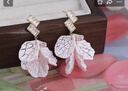 伊燦虞書(shū)欣同款超仙耳環(huán)女粉色貝殼花瓣耳釘耳夾2025新款爆款耳墜耳飾 虞書(shū)欣同款超仙花瓣耳釘 曬單實(shí)拍圖