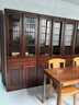 格雅木語(yǔ)新中式黑胡桃實(shí)木書(shū)柜組合收納柜置物一體靠墻書(shū)架簡(jiǎn)約現代玻璃柜 【2.4米】玻璃門(mén)*2+雙抽書(shū)柜 曬單實(shí)拍圖
