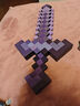 我的世界鉆石劍發(fā)光寶劍擺件像素MC解壓火把燈Minecraft周邊玩具 紫色變形劍鎬2合1【帶聲光】 曬單實(shí)拍圖