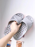 凝彬德國防滑拖鞋浴室洗澡專(zhuān)用老人防摔家居室內中老年鏤空漏水防涼拖 團購請咨詢(xún) 34 S碼(34碼-36碼腳可穿) 曬單實(shí)拍圖