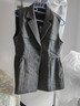 顏域（YANYEE）【48%羊毛】顏域西裝領(lǐng)無(wú)袖馬甲冬季2025新款短款呢子大衣外套女 灰色1 L/40 曬單實(shí)拍圖