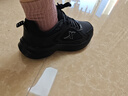 特步女子跑步鞋運動(dòng)鞋冬季新款革面防潑水輕便減震休閑女跑鞋黑色 曬單實(shí)拍圖