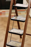 美世達（MEISD）梯子家用木紋中古風(fēng)折疊梯伸縮梯復古小步梯子室內便攜人字梯凳 復古韻味胡桃木色四步梯 曬單實(shí)拍圖