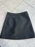 紅袖（hopeshow）通勤顯瘦半身裙2025冬季新款女裝幾何袋蓋拼接側拉鏈A字磨毛短裙 黑3050 S 曬單實(shí)拍圖