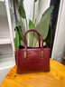 新款鱷魚(yú)紋百搭真皮手提包女包頭層單肩包2026新款潮氣質(zhì)女士 酒紅現貨 禮盒裝1569 曬單實(shí)拍圖
