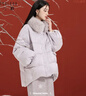 三彩【煙光凝紫】2025冬季新款提花羽絨服狐貍毛領(lǐng)90白鴨絨外套C 曬單實(shí)拍圖
