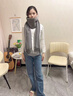 啄木鳥(niǎo)韓版斜紋素色羊毛混紡圍巾女百搭保暖外搭新款秋冬季潮流氣質(zhì)披肩 淺灰色 185*67cm 曬單實(shí)拍圖