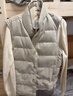 By Creations柏品白鵝絨仿麂皮絨輕薄羽絨馬甲男士商務(wù)立領(lǐng)防風(fēng)保暖短款羽絨服 米色 L 曬單實(shí)拍圖