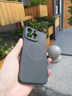 紐曼 適用蘋(píng)果14promax手機殼 iphone14/14pro保護套鏡頭全包超薄膚感磁吸充電液態(tài)硅膠防摔簡(jiǎn)約男女款 【鈦灰色】親膚磁吸丨全包防摔 蘋(píng)果14ProMax【6.7英寸】 曬單實(shí)拍圖