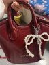 皓娥婚包手提包酒紅色女包秋冬單肩斜挎包復古通勤水桶包 紅色 曬單實(shí)拍圖