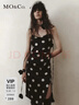 MO&Co.連衣裙含桑蠶絲復古波點(diǎn)解構吊帶蕩領(lǐng)捏褶高腰開(kāi)叉斜裁摩安珂 黑白波點(diǎn)色 M 165 曬單實(shí)拍圖