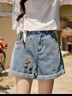 紫涵（ZIHAN）紫涵刺繡復古牛仔短褲女夏季新款高腰寬松顯瘦闊腿卷邊五分褲 淺牛仔藍 S 曬單實(shí)拍圖