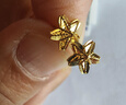 周六福（ZLF）新年禮物  黃金耳飾女款無(wú)極金小雛菊足金耳釘 計價(jià) 0.91g 曬單實(shí)拍圖