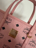MCM【1月5日漲價(jià)】TONI迷你菜籃子單肩斜挎托特包桃花粉禮物 曬單實(shí)拍圖