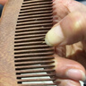 樸存檀木梳子女士隨身便攜小孩兒童按摩梳頭部經(jīng)絡(luò )梳男頭皮防養生脫發(fā) 金絲檀木梳【月梳-細齒】 曬單實(shí)拍圖