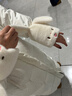 毛絨袖套2025秋冬新款防污小清新羽絨服護袖兒童學(xué)習寫(xiě)字防寒套袖 3#白色兔子 【長(cháng)17CM】 曬單實(shí)拍圖