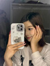 雅思戀 ins高級感輕奢點(diǎn)鉆鏡面kt貓適用iPhone17ProMax手機殼蘋(píng)果16pro鏡頭全包15好看14防摔13帶掛繩 滿(mǎn)鉆鏡框帶鏡頭膜-白底立體點(diǎn)鉆鏡面kt貓+手鏈 iPhone 17 曬單實(shí)拍圖