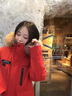 鴨鴨（YAYA）【紫鉆系列】騏驥紅色羽絨服男女短款2025年冬季新款毛領(lǐng)防寒外套 中國紅 L /175 曬單實(shí)拍圖