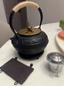 龍顏堂日本進(jìn)口鐵壺煮茶爐電陶爐煮茶器泡茶壺鑄鐵壺煮茶燒水壺泡茶專(zhuān)用 萬(wàn)壽藤紋 銅鈕款1.2L 曬單實(shí)拍圖