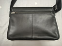 澳懿男士單肩包真皮斜挎包時(shí)尚軟牛皮上班男包橫款休閑商務(wù)背包2025新 黑色-平紋紋路款 標準號【長(cháng)32高22.5厚9公分】 曬單實(shí)拍圖