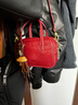食草堂【明星同款】包包女款方糖保齡球植鞣牛皮手提單肩斜挎包輕奢禮物 mini紅色【日常逛街】 曬單實(shí)拍圖