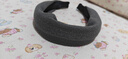 皇家密碼灰色寬邊發(fā)箍新款壓發(fā)發(fā)帶高顱頂頭箍日常外戴發(fā)捆發(fā)卡頭飾 曬單實(shí)拍圖