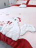 可愛(ài)貓咪加厚牛奶絨四件套保暖雙面珊瑚絨公主風(fēng)女孩被套床上用品 圣誕小貓-送抱枕 1.8m 床單款 （被套200*230cm） 曬單實(shí)拍圖