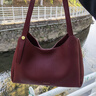 歌詩(shī)嫚（Geshiman）真皮托特包女大容量頭層牛皮包包通勤休閑單肩斜挎包簡(jiǎn)約hobo包 【頭層牛皮】酒紅7306 曬單實(shí)拍圖