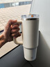 STANLEY巨無(wú)霸吸管杯PRO保溫杯大容量保冷水杯時(shí)尚車(chē)載居家辦公男女禮物 【巨無(wú)霸Pro】887ml米白色 曬單實(shí)拍圖