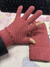 途尊老人手套漏指觸屏針織抓絨加厚防寒毛線(xiàn)簡(jiǎn)約女士冬天保暖騎行手套 皮粉【針織加厚/防風(fēng)防雪】 曬單實(shí)拍圖