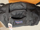 JANSPORT杰斯伯健身包戶(hù)外旅行包運動(dòng)包男女休閑斜挎包 4QVH008 黑色 曬單實(shí)拍圖