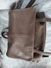 裘真【宋佳同款】植鞣羊皮信使雙肩包大容量上班通勤休閑背包新款 咖啡色-小號 曬單實(shí)拍圖