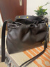Songmont山下有松百納系列手拿包女手提斜跨垃圾袋通勤流浪包 黑檀色mini 現貨 曬單實(shí)拍圖