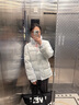 鴨鴨（YAYA）短款羽絨服女2025年冬季新款蓄熱時(shí)尚休閑寬松加厚保暖小個(gè)子外套 曬單實(shí)拍圖