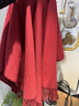 嬈蝶酒紅色披肩女秋冬加厚保暖毛尼流蘇開(kāi)衩披肩露思斗篷外套旅游外搭 安哥拉紅色-熱賣(mài) 曬單實(shí)拍圖