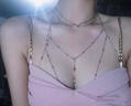 蔓笙鈦鋼不易掉色純欲胸鏈身體鏈鎖骨鏈性感掛鏈裝飾項鏈女配飾大胸 項鏈+胸鏈【金色一套】 曬單實(shí)拍圖