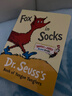 穿襪子的狐貍 英文原版 Fox in Socks 蘇斯博士Dr Seuss 2-6歲啟蒙繪本 廖彩杏書(shū)單 搭千奇百怪的腳 戴帽子的貓 一條魚(yú)兩條魚(yú) 曬單實(shí)拍圖